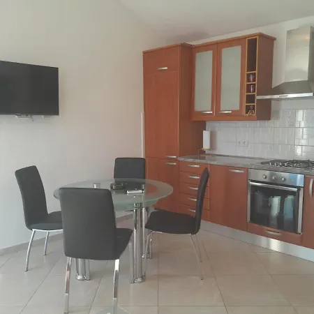 Apartman Kostovic Appartamento *